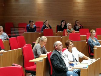 Seminár na Úrade PSK v Prešove z projektu Vidiecka mládež v regióne Seminár na Úrade PSK v Prešove z projektu Vidiecka mládež v regióne