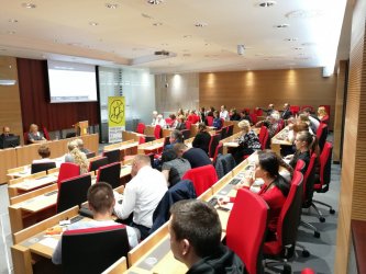 Seminár na Úrade PSK v Prešove z projektu Vidiecka mládež v regióne Seminár na Úrade PSK v Prešove z projektu Vidiecka mládež v regióne
