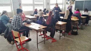 Diskusia na Strednej škole spojenej v Banskej  Bystrici v projekte Vidiecka mládež v regióne