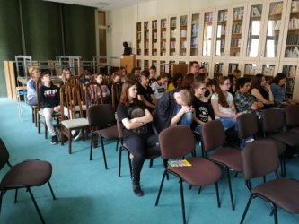 Diskusia na Evanjelickej spojenej škole v Prešove z projektu Vidiecka mládež v regióne