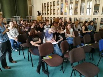 Diskusia na Evanjelickej spojenej škole v Prešove z projektu Vidiecka mládež v regióne