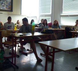 Workshop na Strednej spojenej škole v Banskej Bystrici časti Kremnička z projektu Vidiecka mládež v regióne Workshop na Strednej spojenej škole v Banskej Bystrici časti Kremnička z projektu Vidiecka mládež v regióne