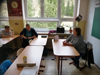 Diskusia na Základnej škole v Heľpe z projektu Vidiecka mládež v regióne Diskusia na Základnej škole v Heľpe z projektu Vidiecka mládež v regióne