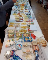 Politika kvality EÚ zameraná na ochranu názvov poľnohospodárskych výrobkov a potravín s cieľom podporiť ich jedinečné vlastnosti spojené s ich geografickým pôvodom a tradíciami?