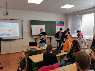 Workshop projektu Vidiecka mládež v regióne na Strednej odbornej škole poľnohospodárstva a služieb na vidieku v Leviciach Workshop projektu Vidiecka mládež v regióne na Strednej odbornej škole poľnohospodárstva a služieb na vidieku v Leviciach