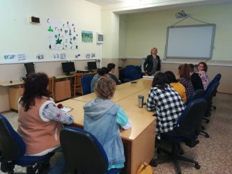 Diskusia projektu Vidiecka mládež v regióne na Strednej odbornej škole v Želovciach Diskusia projektu Vidiecka mládež v regióne na Strednej odbornej škole v Želovciach