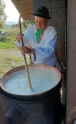 Vážme si našu tradičnú výrobu bryndze