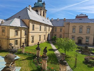 Výmena skúseností s cieľom zvýšiť zapojenie mládeže vo vidieckych oblastiach do rozhodovacích procesov. Výmena skúseností s cieľom zvýšiť zapojenie mládeže vo vidieckych oblastiach do rozhodovacích procesov.