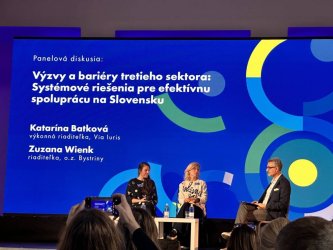 Výročná konferencia projektu opravári spoločnosti.