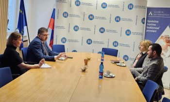 Pracovné stretnutie  s predsedom  ZMOS Jozef Božíkom  a odbornou expertkou Kancelárie ZMOS Slávkou Lenčéšovou.