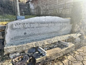 Slávnostné otvorenie  prehliadky Vandrovalo vajce Slávnostné otvorenie  prehliadky Vandrovalo vajce