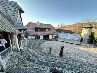 Slávnostné otvorenie  prehliadky Vandrovalo vajce Slávnostné otvorenie  prehliadky Vandrovalo vajce
